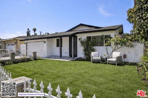 Photo of 18537 Aguiro Street, Rowland Heights, CA 91748 (MLS # 26689915)