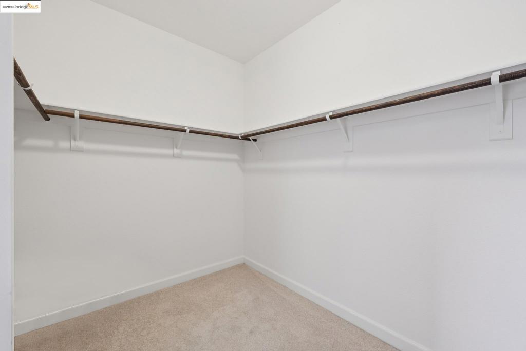 BRENTWOOD - Residential