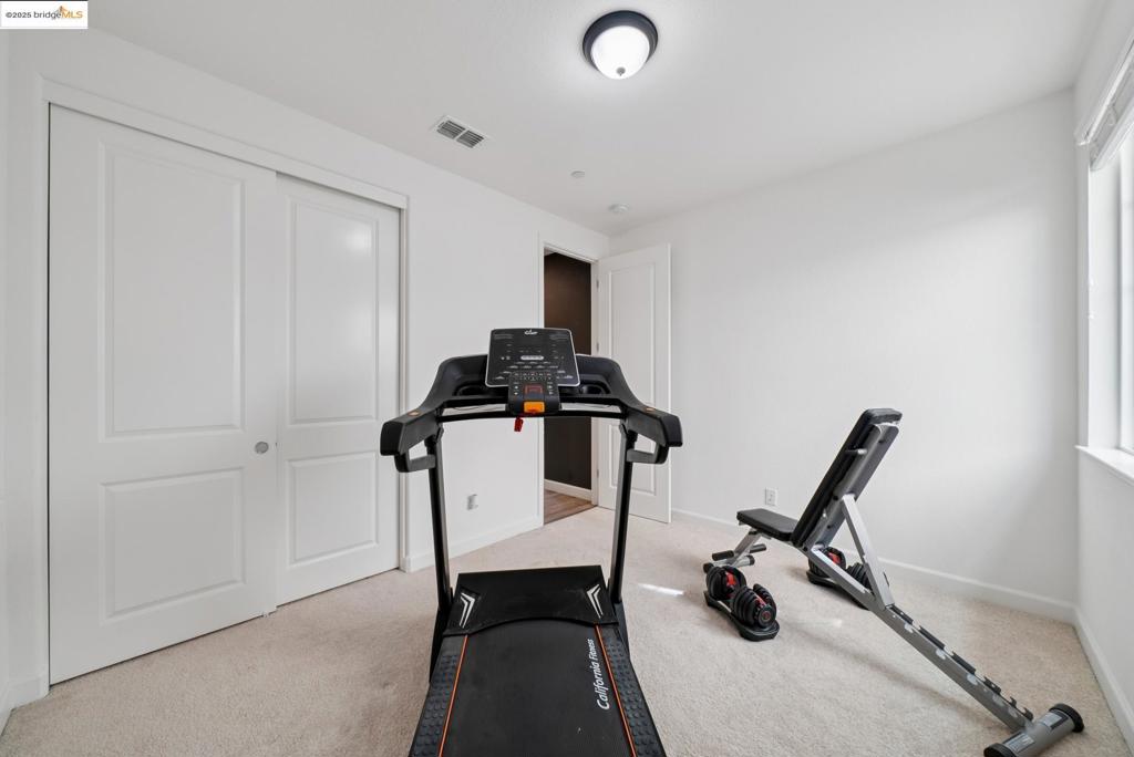 BRENTWOOD - Residential