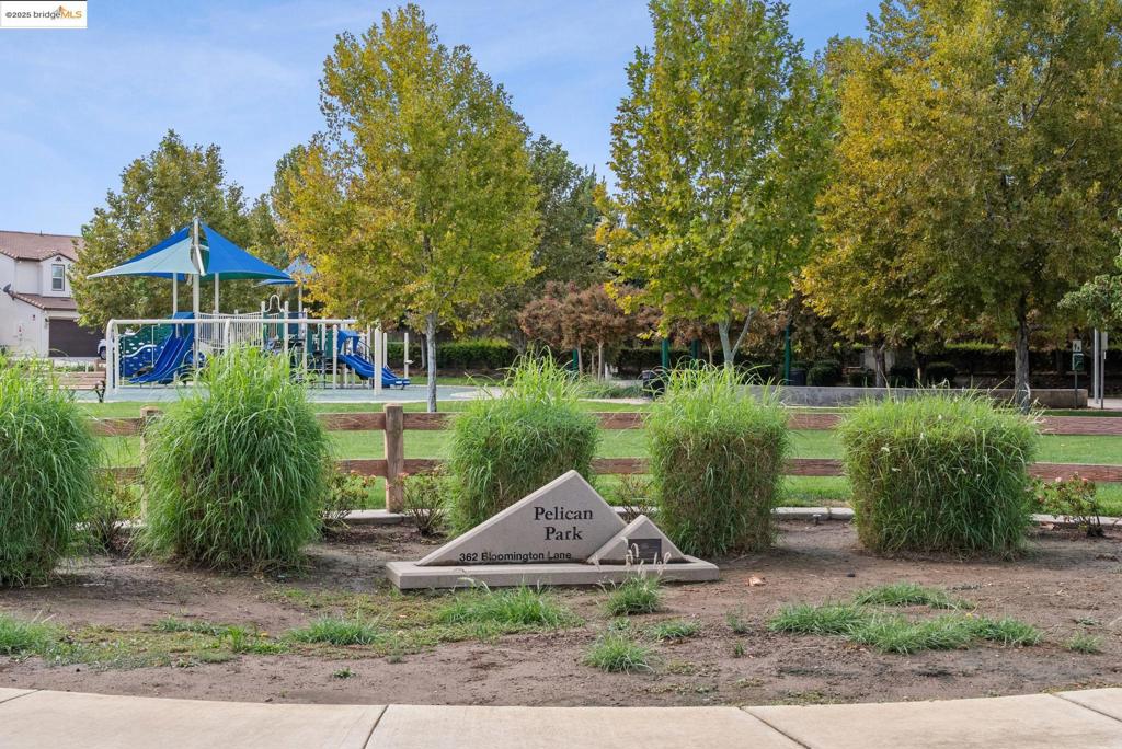 BRENTWOOD - Residential