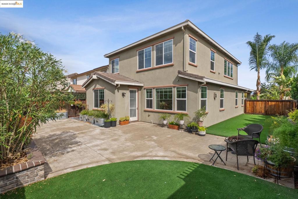 BRENTWOOD - Residential