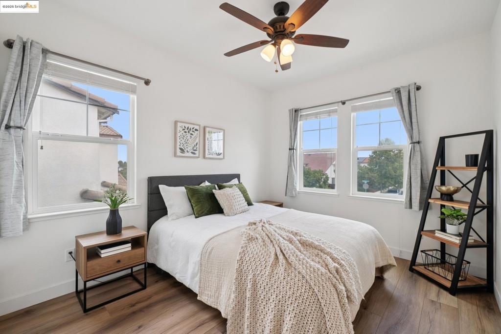 BRENTWOOD - Residential