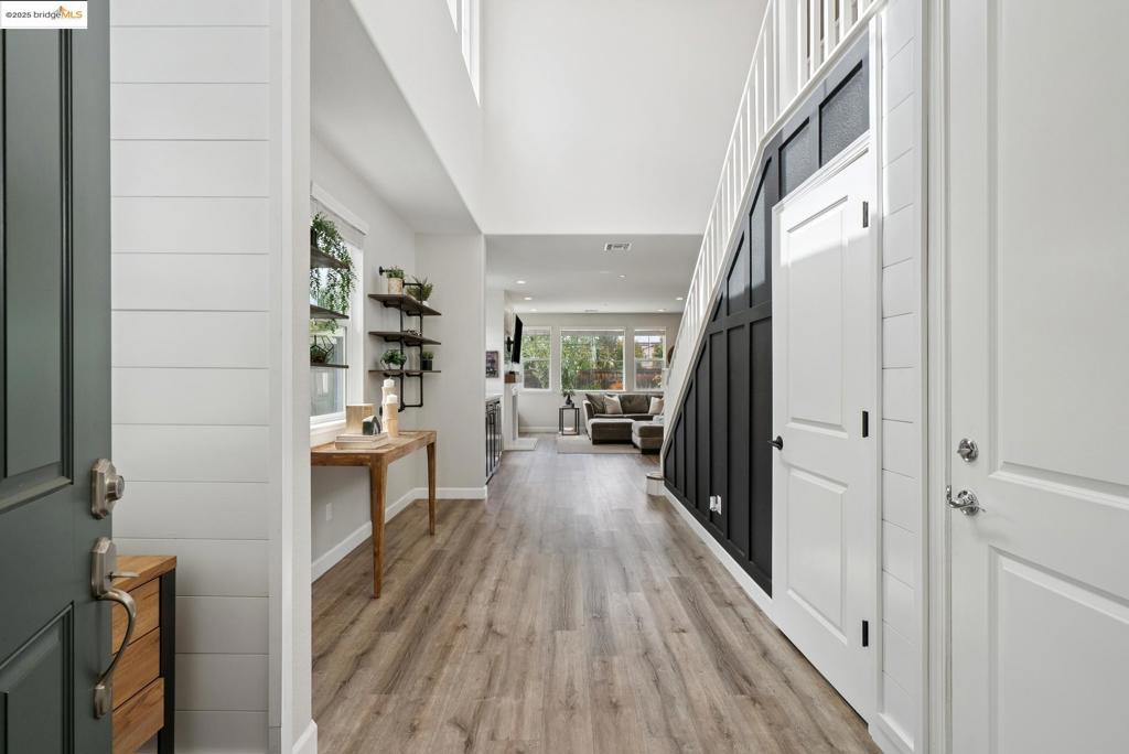 BRENTWOOD - Residential
