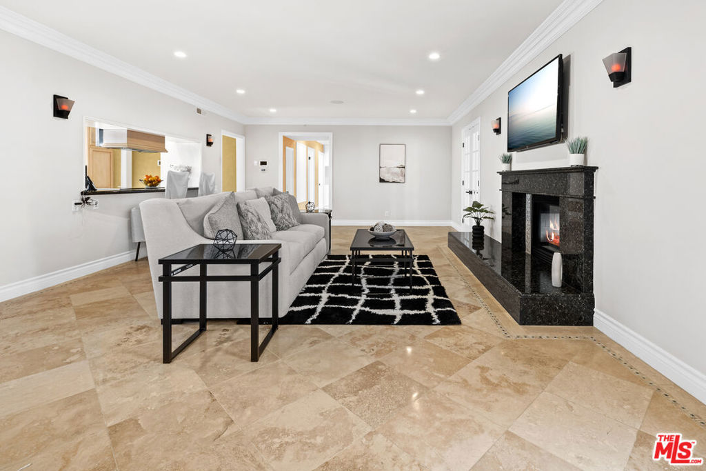 2563 Hutton Drive