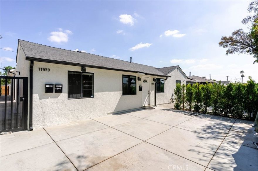 Welcome to this beautifully updated single-family home for lease in the heart of North Hollywood! Offering 3 bedrooms, 2 bathrooms, and 1,176 sq. ft. of comfortable living space, this home features an open-concept kitchen with recessed lighting, sleek stainless steel appliances, and tiled floors that make everyday living a breeze. Both bathrooms have been tastefully redone with stunning marble tile showers, adding a touch of luxury to your daily routine.



The bedrooms are generously sized, providing plenty of room to relax and unwind. Enjoy the convenience of your own dedicated laundry room and the ease of low-maintenance living. Outside, the front patio is paved with concrete, creating the perfect space for gatherings or simply enjoying your morning coffee.



Centrally located near local shops, dining, and major freeways, this North Hollywood gem combines comfort and style in one inviting package.
