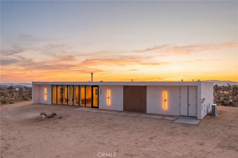Photo of 3631 Lucerne Vista AVE, Yucca Valley, CA 92284 (MLS # JT26176164)
