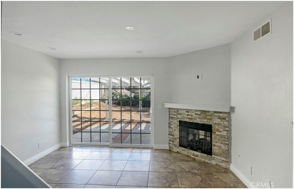 Windrose (RN) (RNR) - Residential Lease