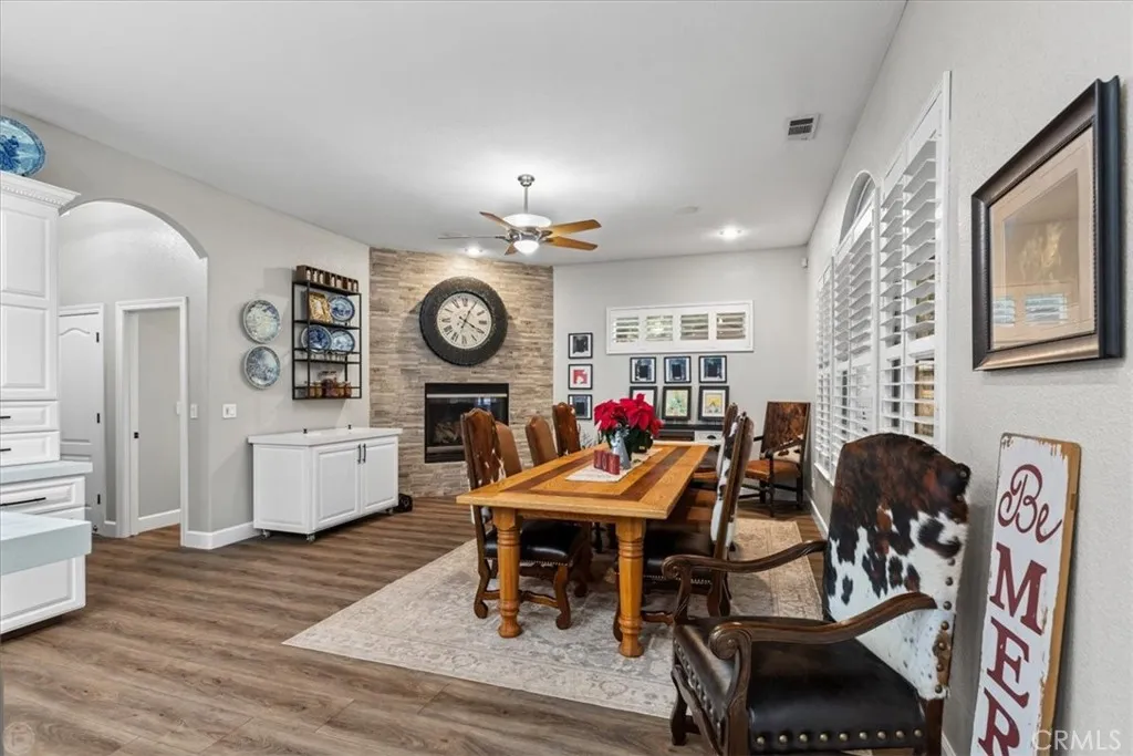 Atwater, California 95301, United States, 4 Bedrooms Bedrooms, ,3 BathroomsBathrooms,Residential,Active,24811