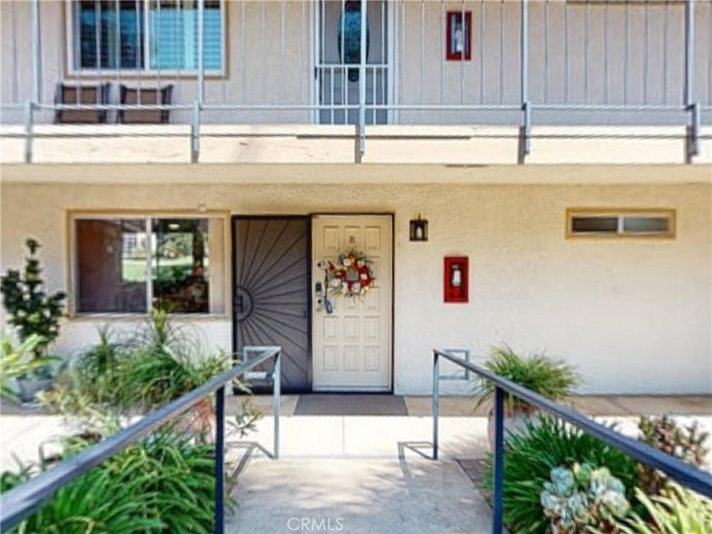 5472 Paseo Del Lago E B