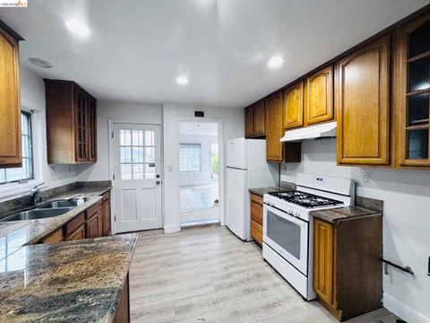 Photo of 1940 22nd Street ST, San Pablo, CA 94806 (MLS # 41147430)