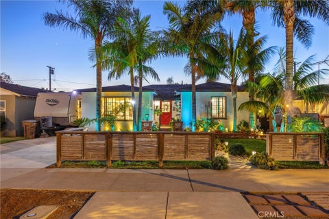 Photo of 509 S Seaward AVE, Ventura, CA 93003 (MLS # SR26179292)