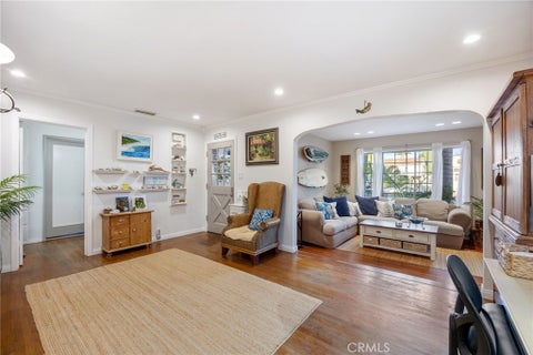 Tiny photo for 509 S Seaward AVE, Ventura, CA 93003 (MLS # SR26179292)