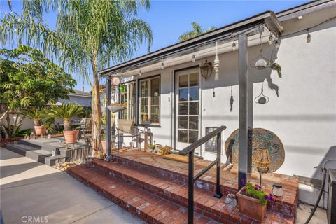 Tiny photo for 509 S Seaward AVE, Ventura, CA 93003 (MLS # SR26179292)