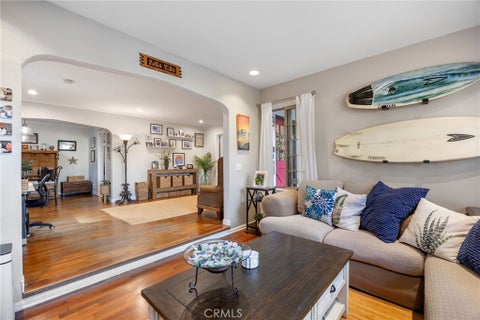 Tiny photo for 509 S Seaward AVE, Ventura, CA 93003 (MLS # SR26179292)