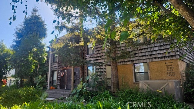 2495 S Barrington AVE