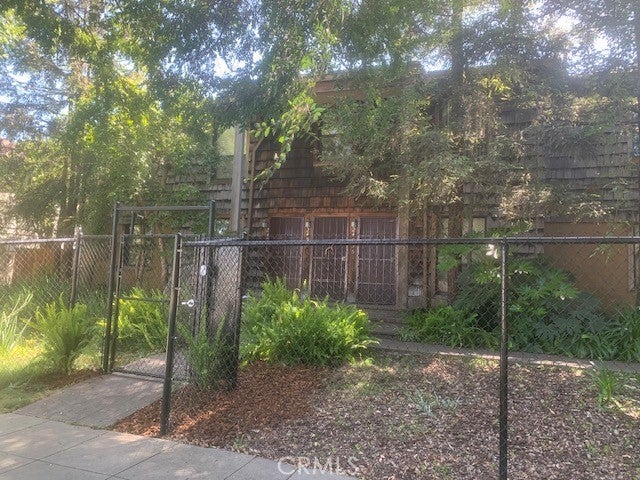 2495 S Barrington