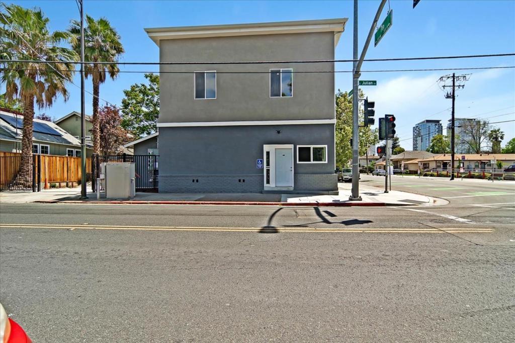 298 N 7th Street
