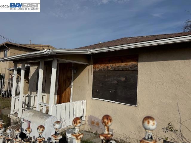 1413 Post Ave