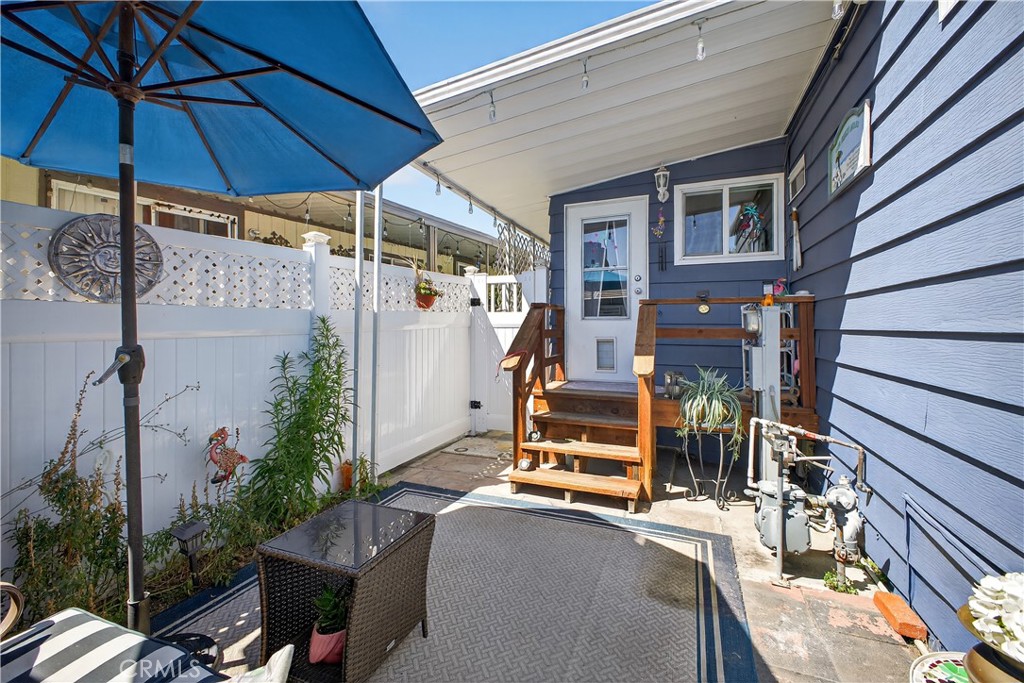 15621 Beach Blvd. #121