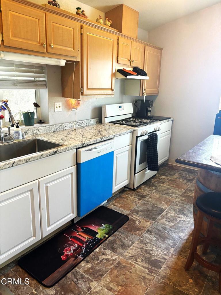 Lamplighter MHP - 0451 - Manufactured In Park