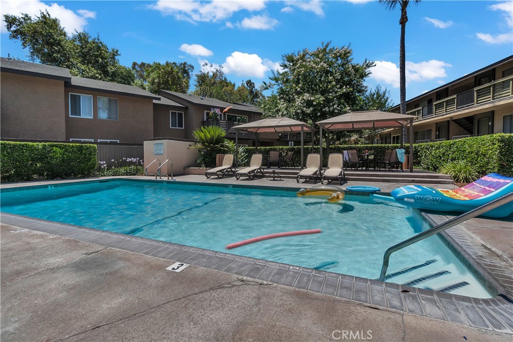 1480 W Lambert Road 289
