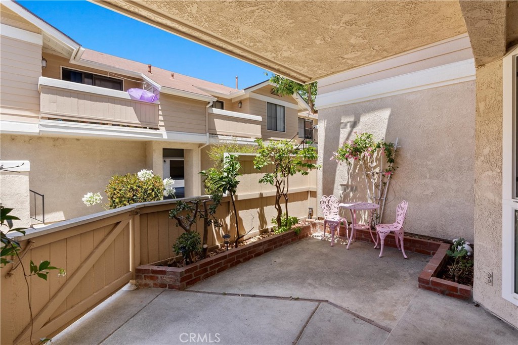 12620 BRIARGLEN LOOP K