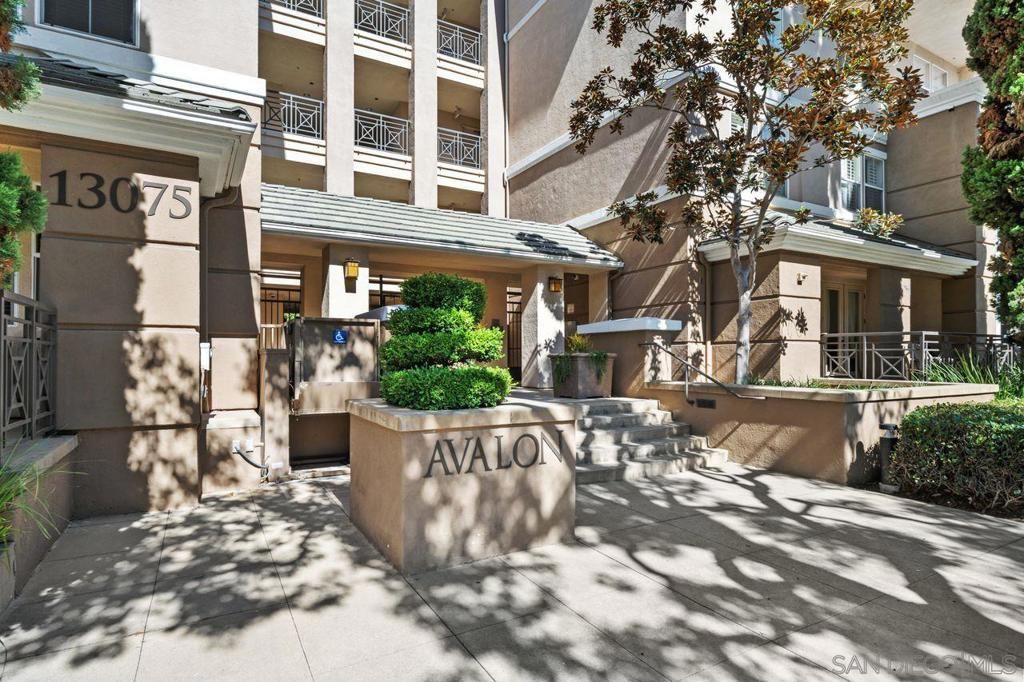Photo of 13075 Pacific Promenade #318, Playa Vista, CA 90094 (MLS # 250041960SD)