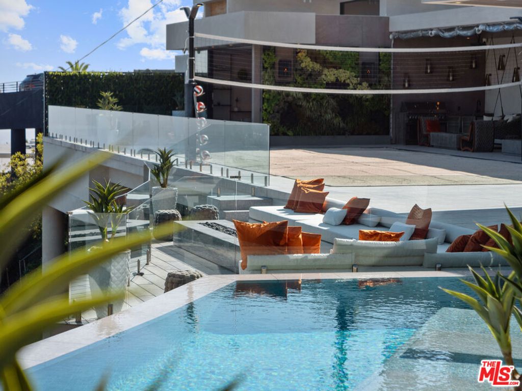Photo of 9330 Flicker Way, Los Angeles, CA 90069 (MLS # 25599881)