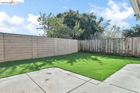 Tiny photo for 2004 2004 Hedge Way Ave, Brentwood, CA 94513 (MLS # 41126349)