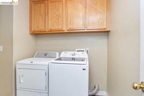 Tiny photo for 2004 2004 Hedge Way Ave, Brentwood, CA 94513 (MLS # 41126349)