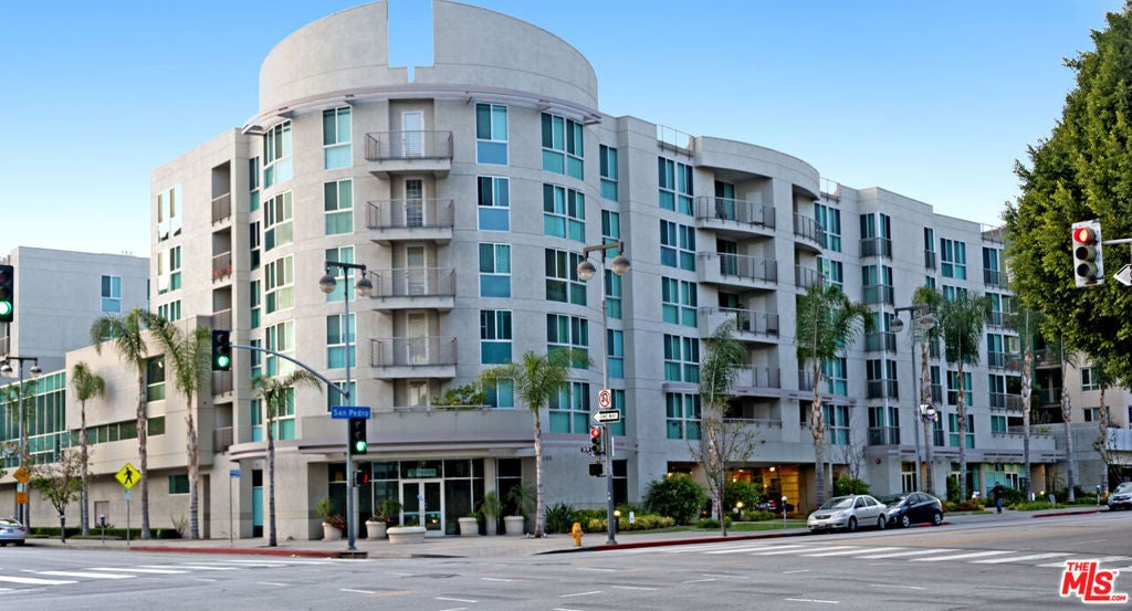 267 S San Pedro Street