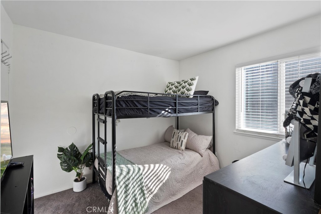 Village Grove/Border - Residential