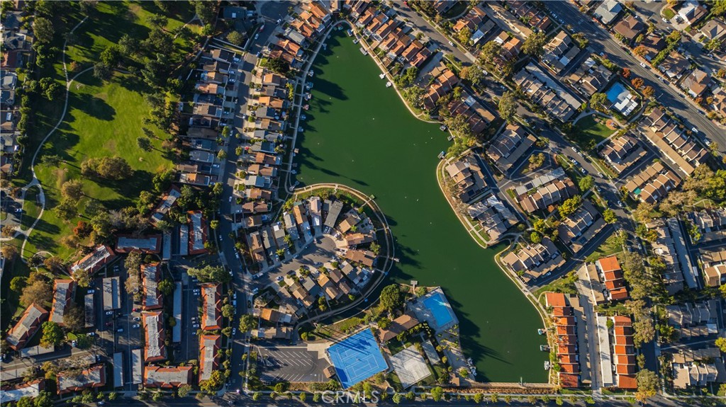 Village Grove/Border - Residential