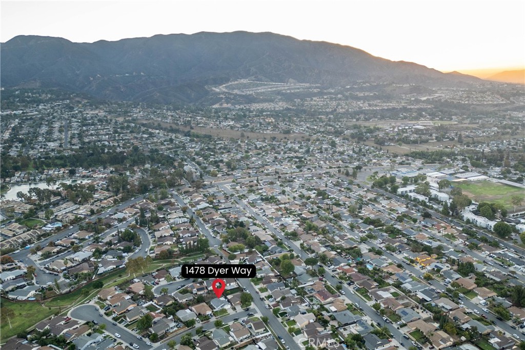 Village Grove/Border - Residential