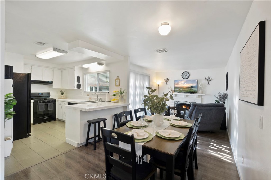 Village Grove/Border - Residential