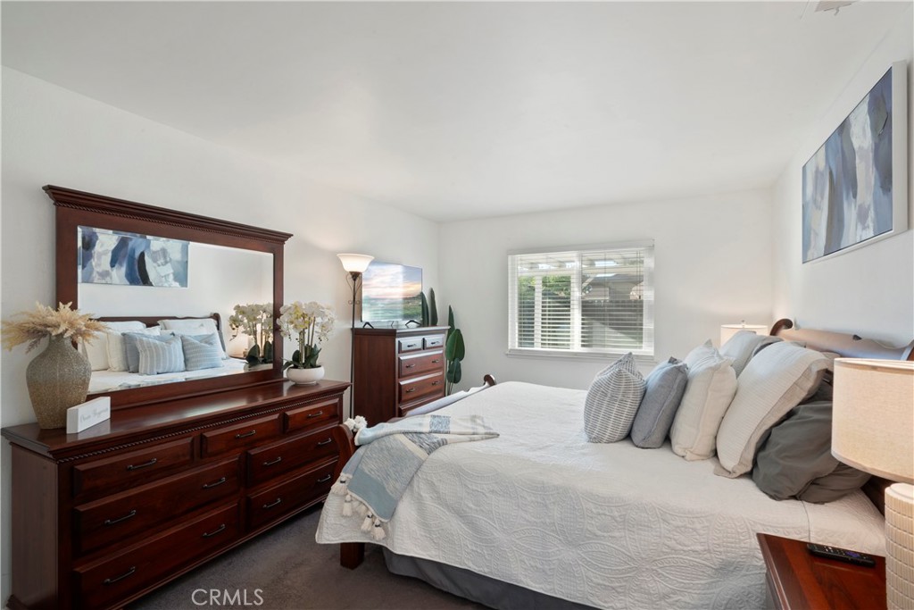 Village Grove/Border - Residential