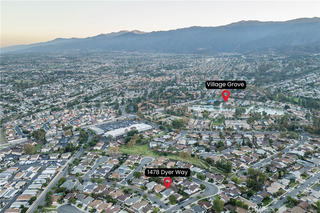 Village Grove/Border - Residential