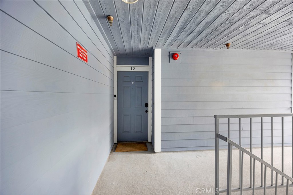 111 S Lakeview 111D