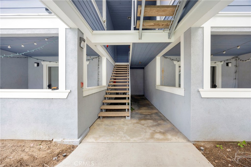 111 S Lakeview 111D