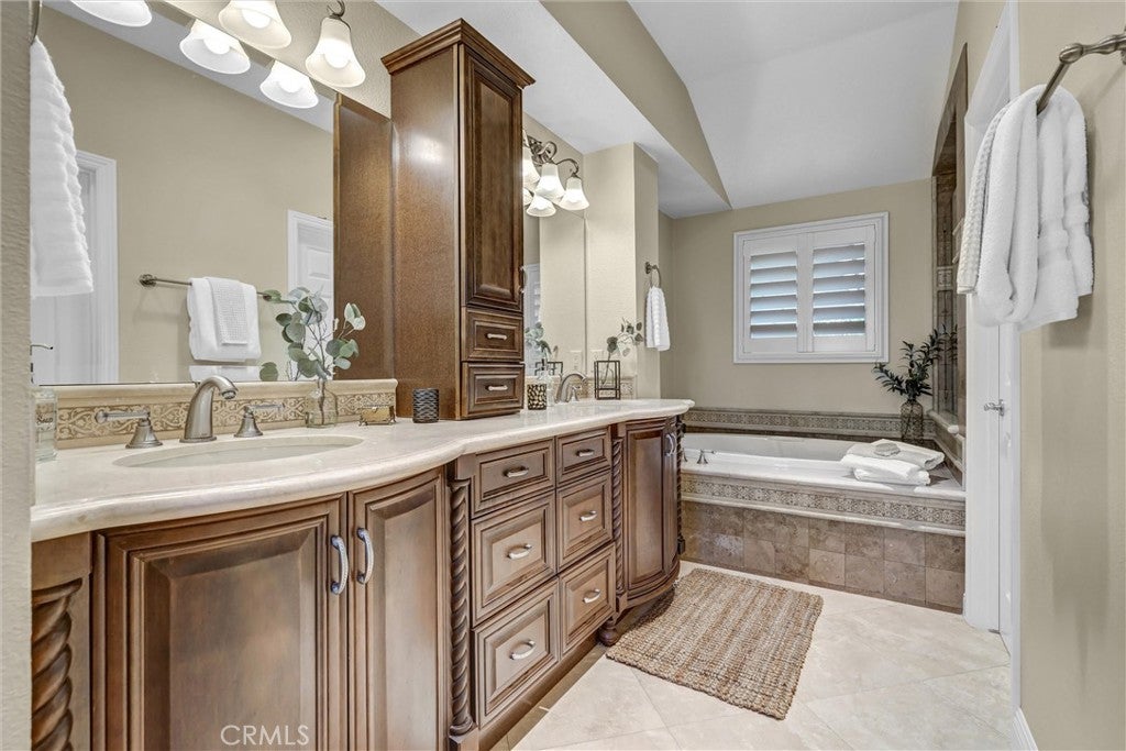38 Morning Breeze, Irvine CA 92603 - Photo 18