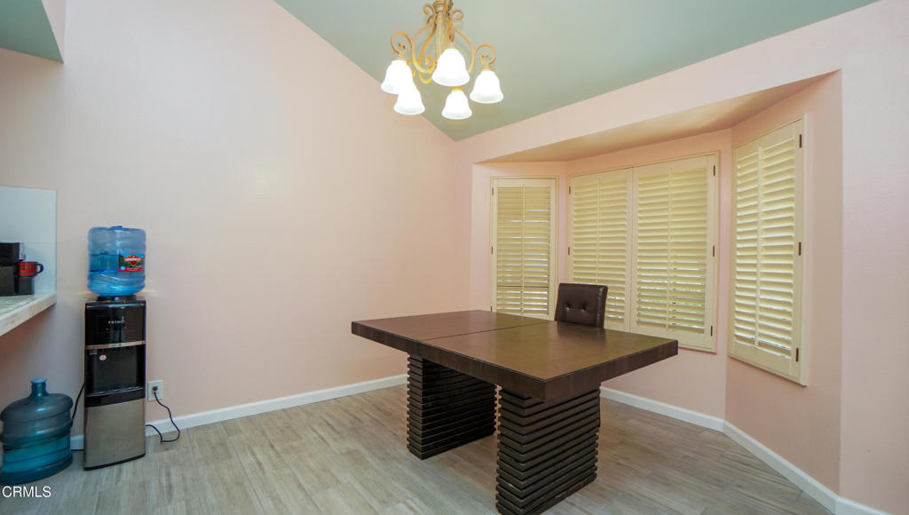 438 Las Palomas Drive