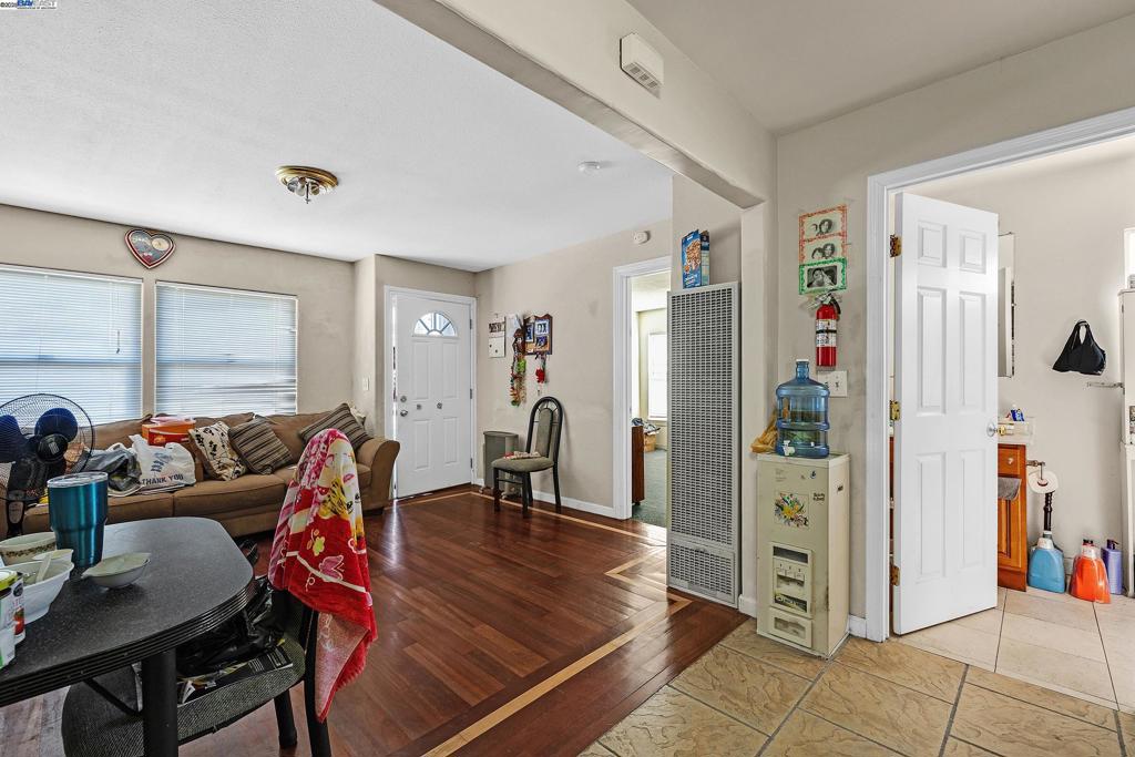 HIGHLAND TERRACE - Residential