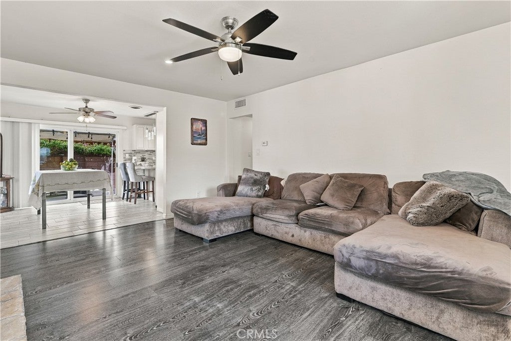 14765 Dunton