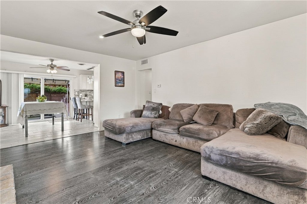 14765 Dunton