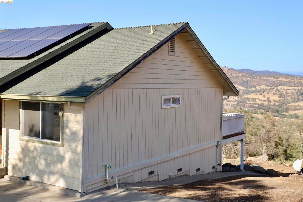 3737 Signal Hill