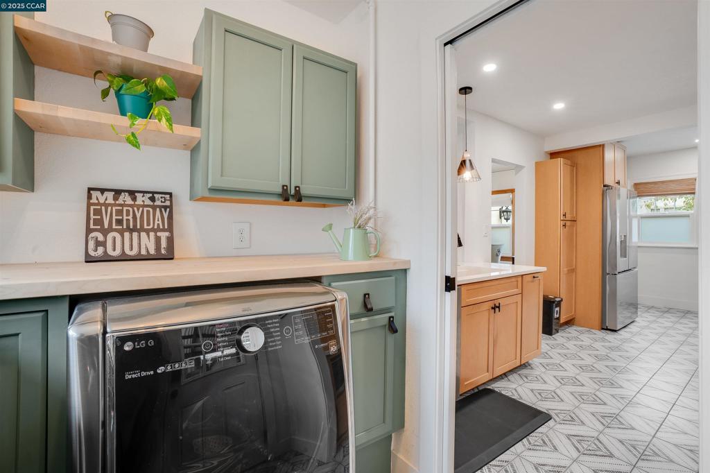 VISTA DE VALLEJO - Residential