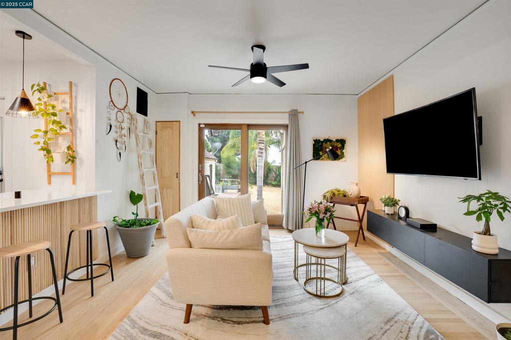 VISTA DE VALLEJO - Residential