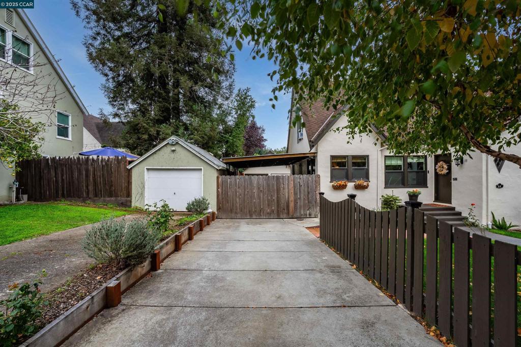 VISTA DE VALLEJO - Residential