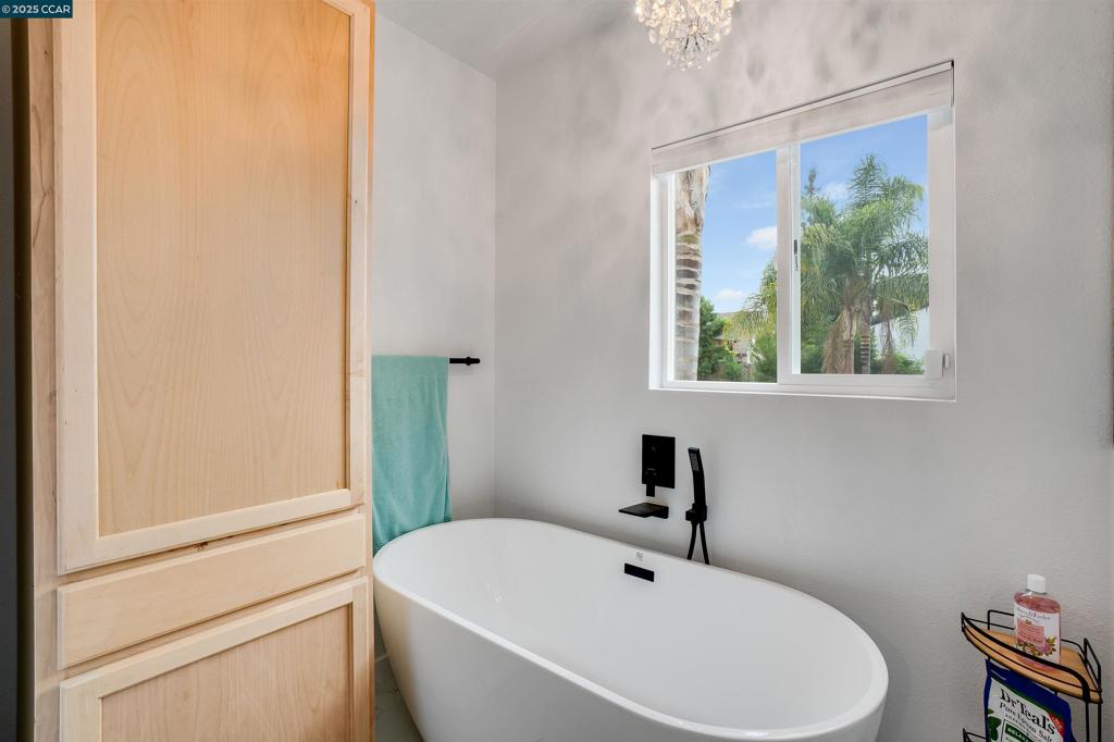 VISTA DE VALLEJO - Residential