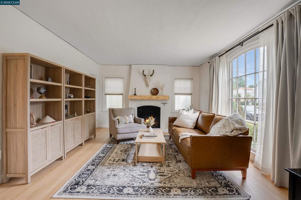 VISTA DE VALLEJO - Residential